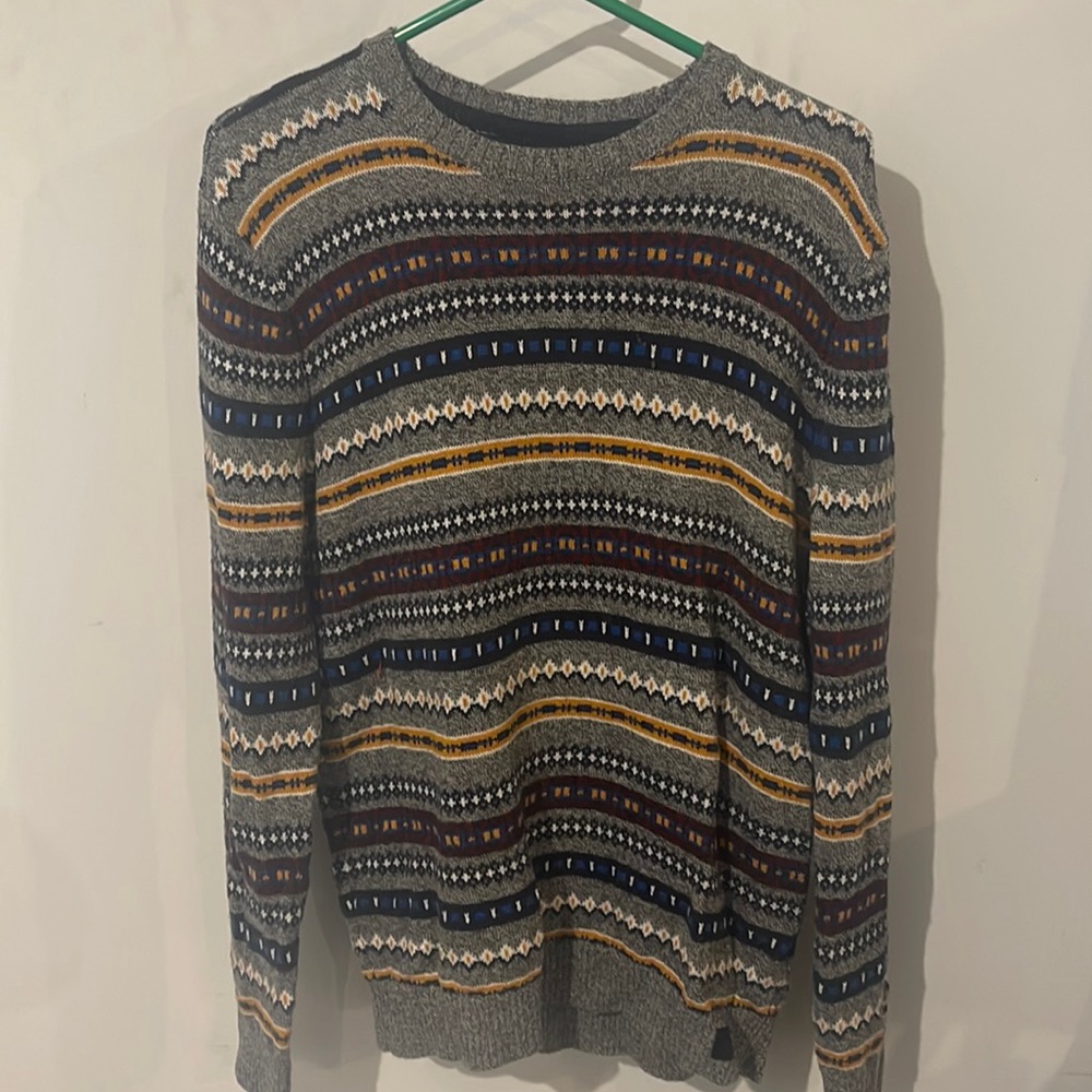 Hollister sweater